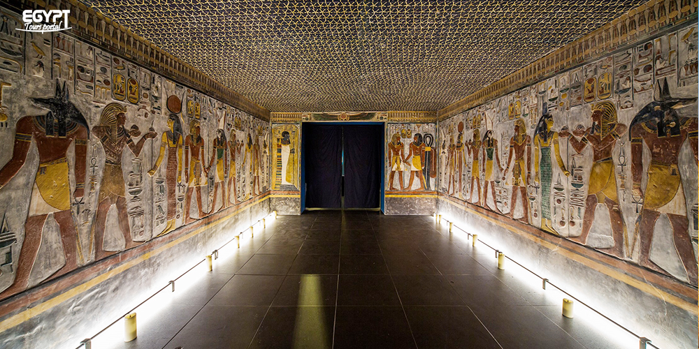 Valley of the Kings - Christmas and New Year in Egypt