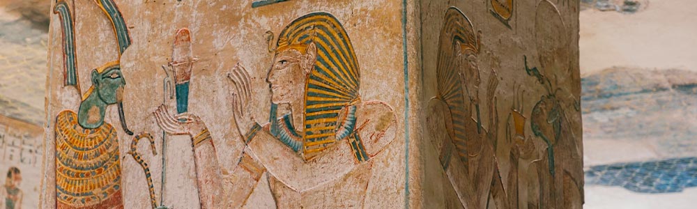 Paints in Valley of the Kings - Egypt Tours Portal