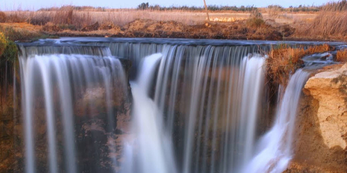 The Valley of the Whales in El-Fayoum - Hiking in Egypt - Egypt Tours Portal