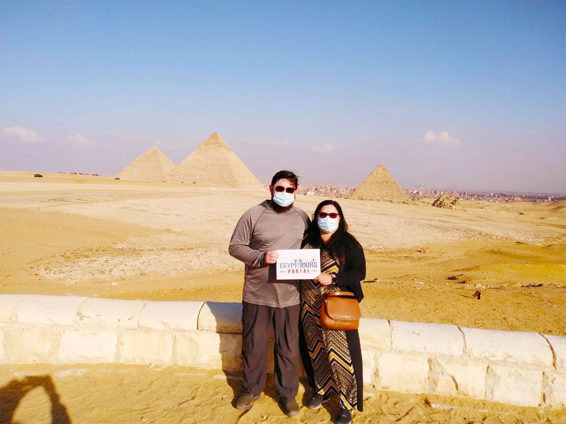 Customers of Egypt Tours Portal at Giza Pyramids