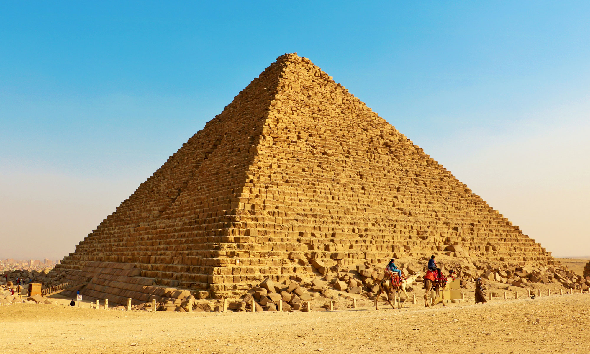 Menkaure Pyramid - Egypt Tours Portal