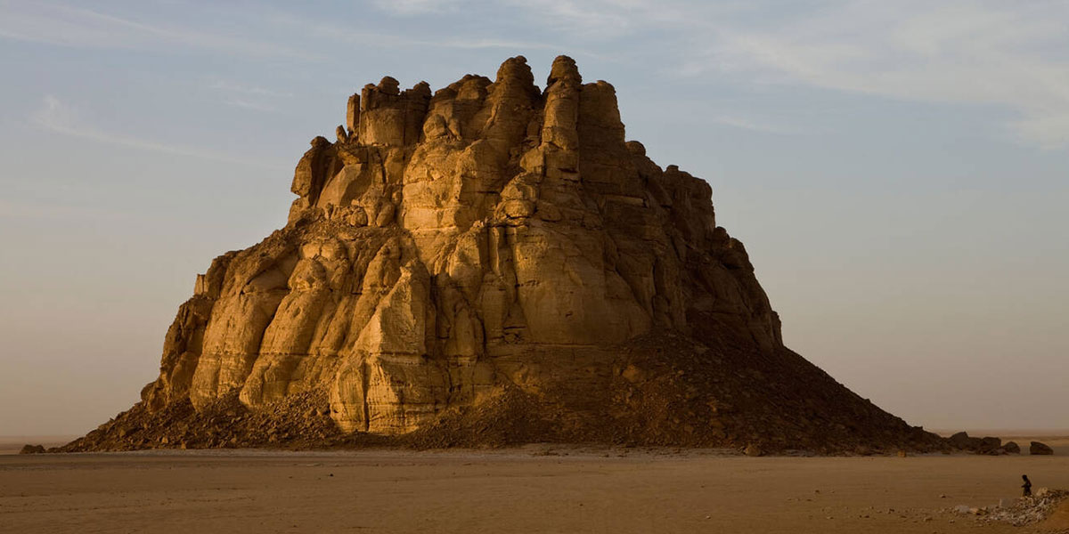 Gilf Kebir National Park - Hiking in Egypt - Egypt Tours Portal