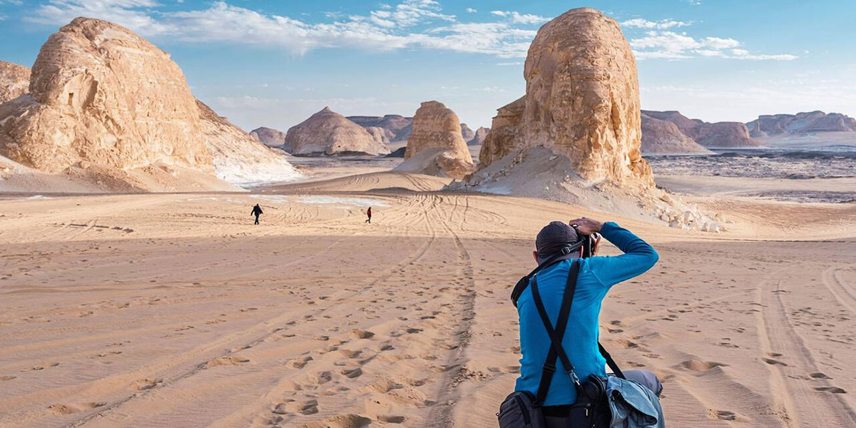 White Desert National Park - Hiking in Egypt - Egypt Tours Portal