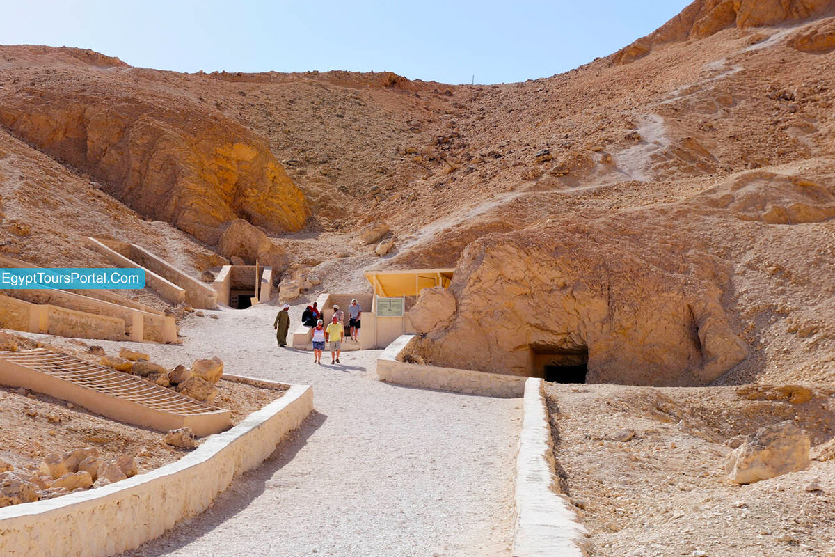 Valley of the Queens - Things to Do in Luxor - Egypt Tours Portal