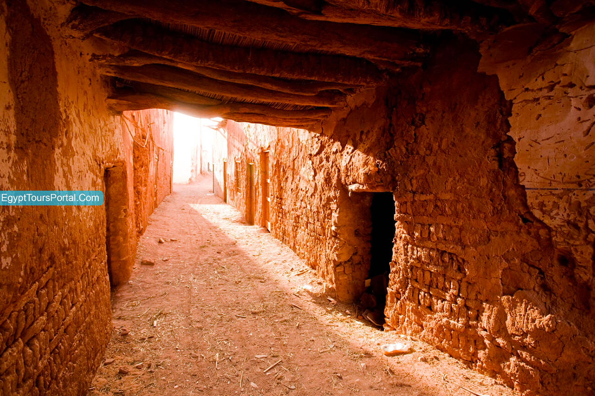 Village of Mut, Dakhla Oasis - Egypt Tours Portal