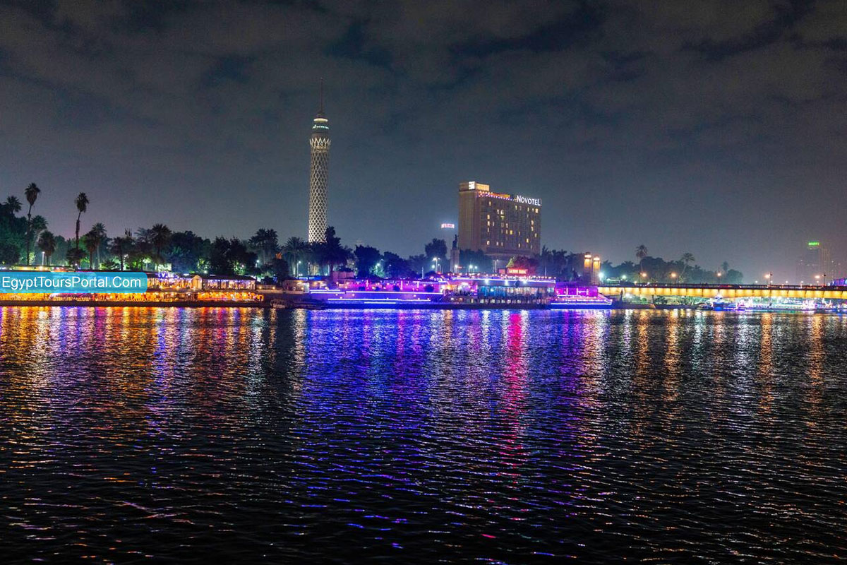 Dinner Cruise in Cairo - How to Enjoy a Classic Holiday in Egypt - Egypt Tours Portal