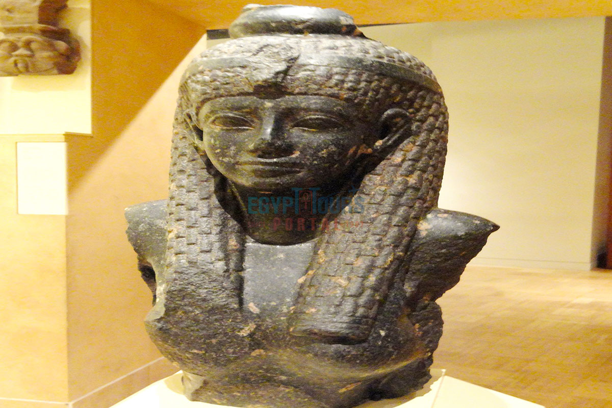 Cleopatra VII - Egypt Tours Portal