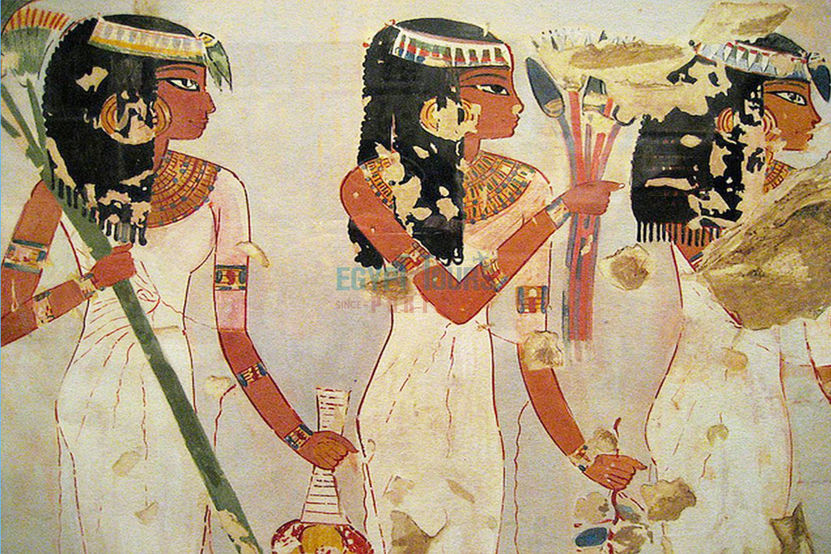 Lotus in Ancient Egyptian Art and Healing - Egypt Tours Portal