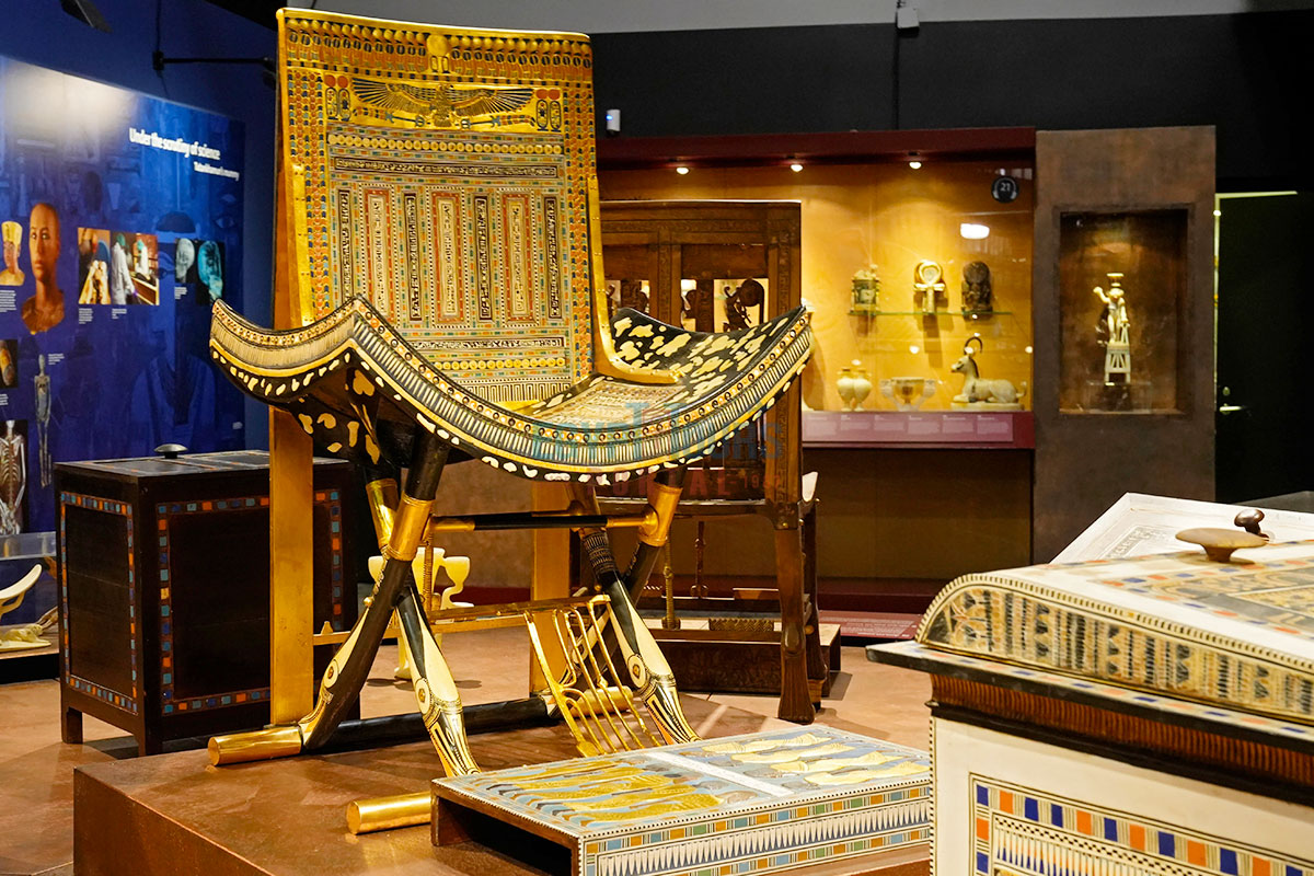 Ancient Egyptian Furniture Design - Egypt Tours  Portal