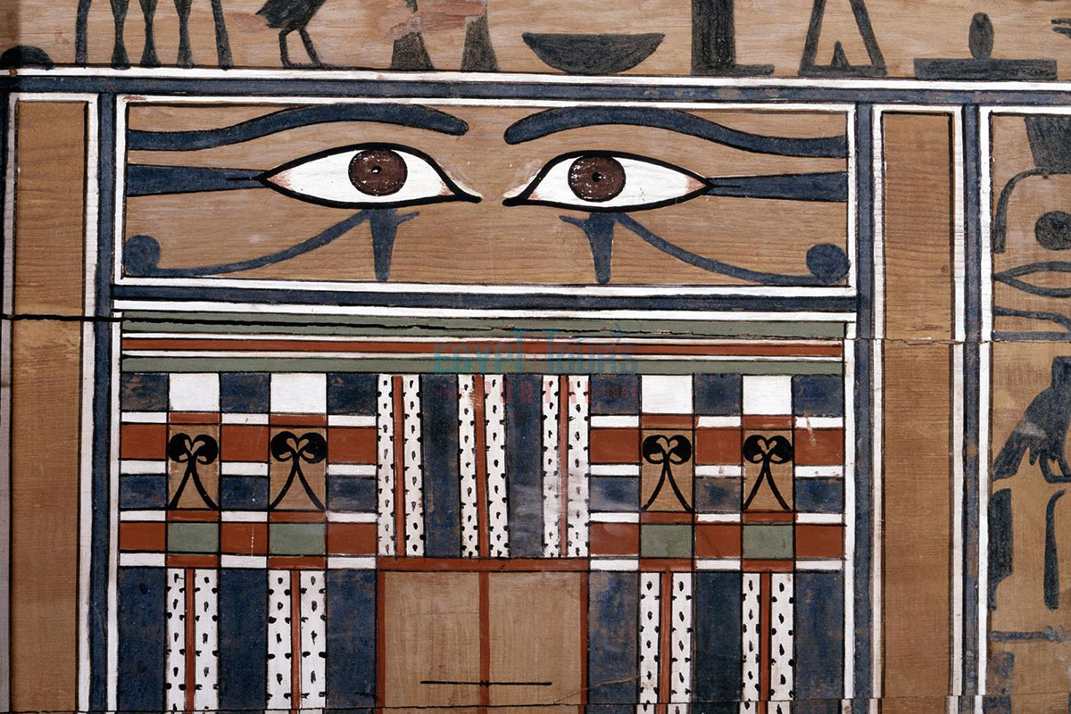 Similarities of Eye of Horus vs. Eye of Ra - Egypt Tours Portal