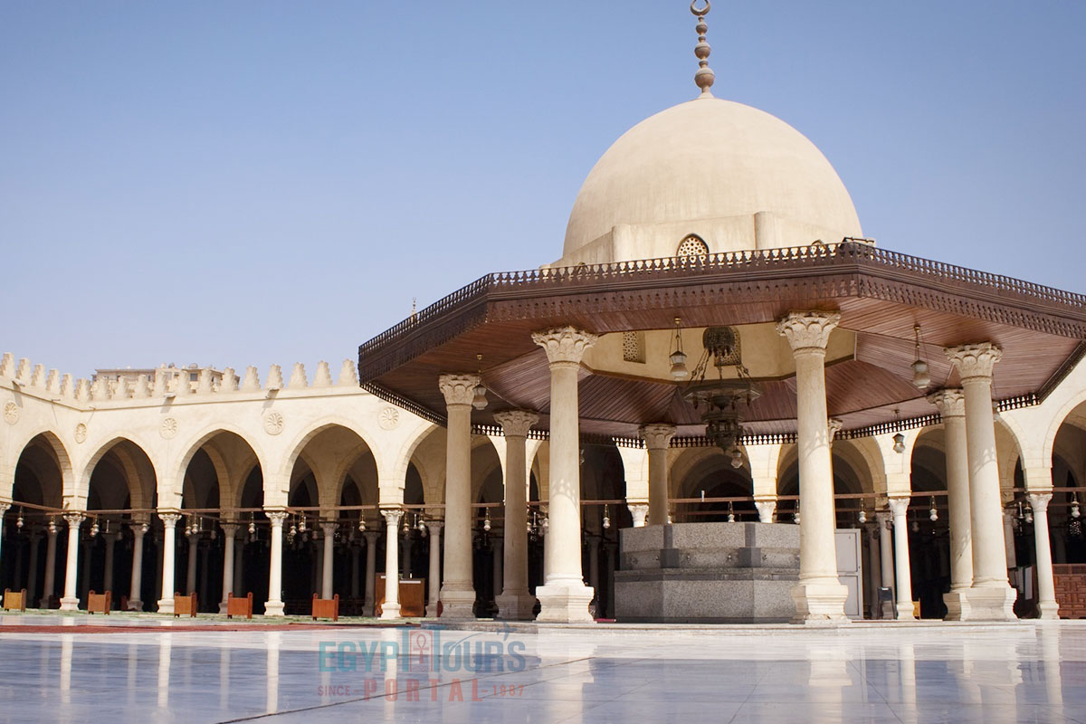 Amr Ibn Al-Aas Mosque Construction - Egypt Tours Portal