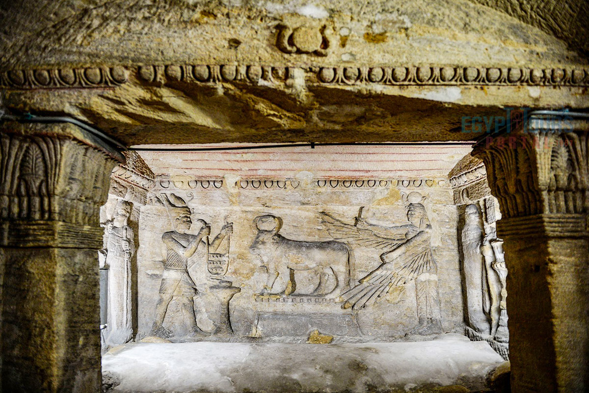 Catacombs of Kom El Shoqafa Location - Egypt Tours Portal