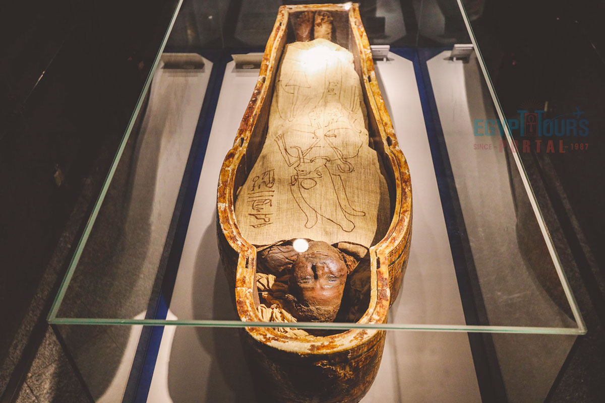 Luxor Museum's Grand Mummies - Egypt Tours Portal