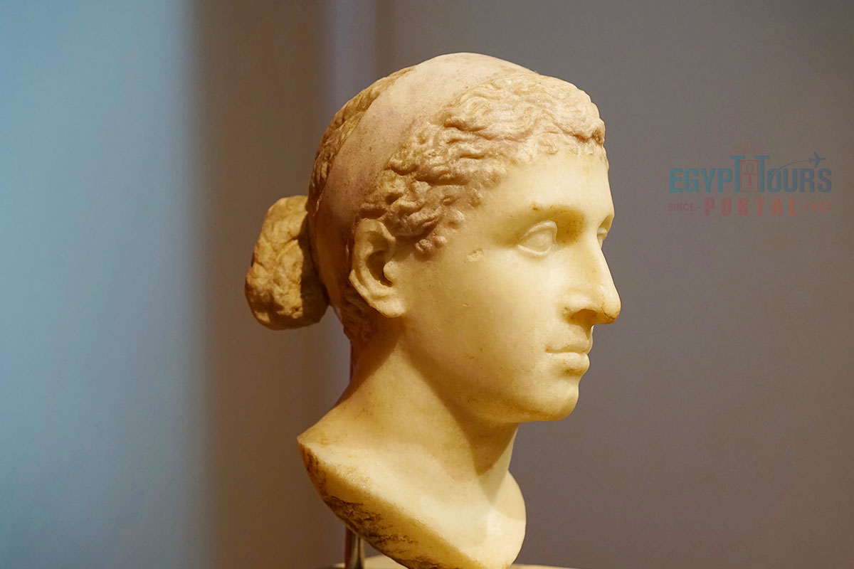 Achievements of Queen Cleopatra - Egypt Tours Portal