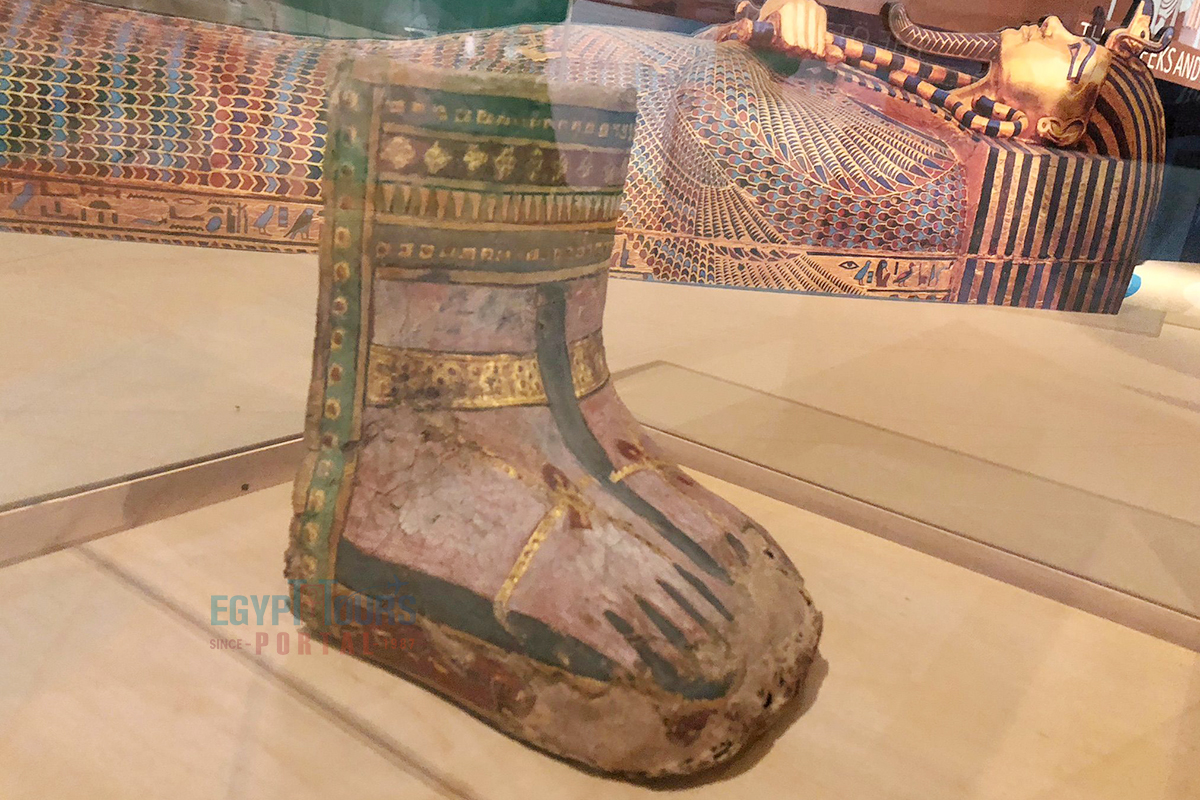 Ancient Egyptian Shoemakers - Egypt Tours Portal