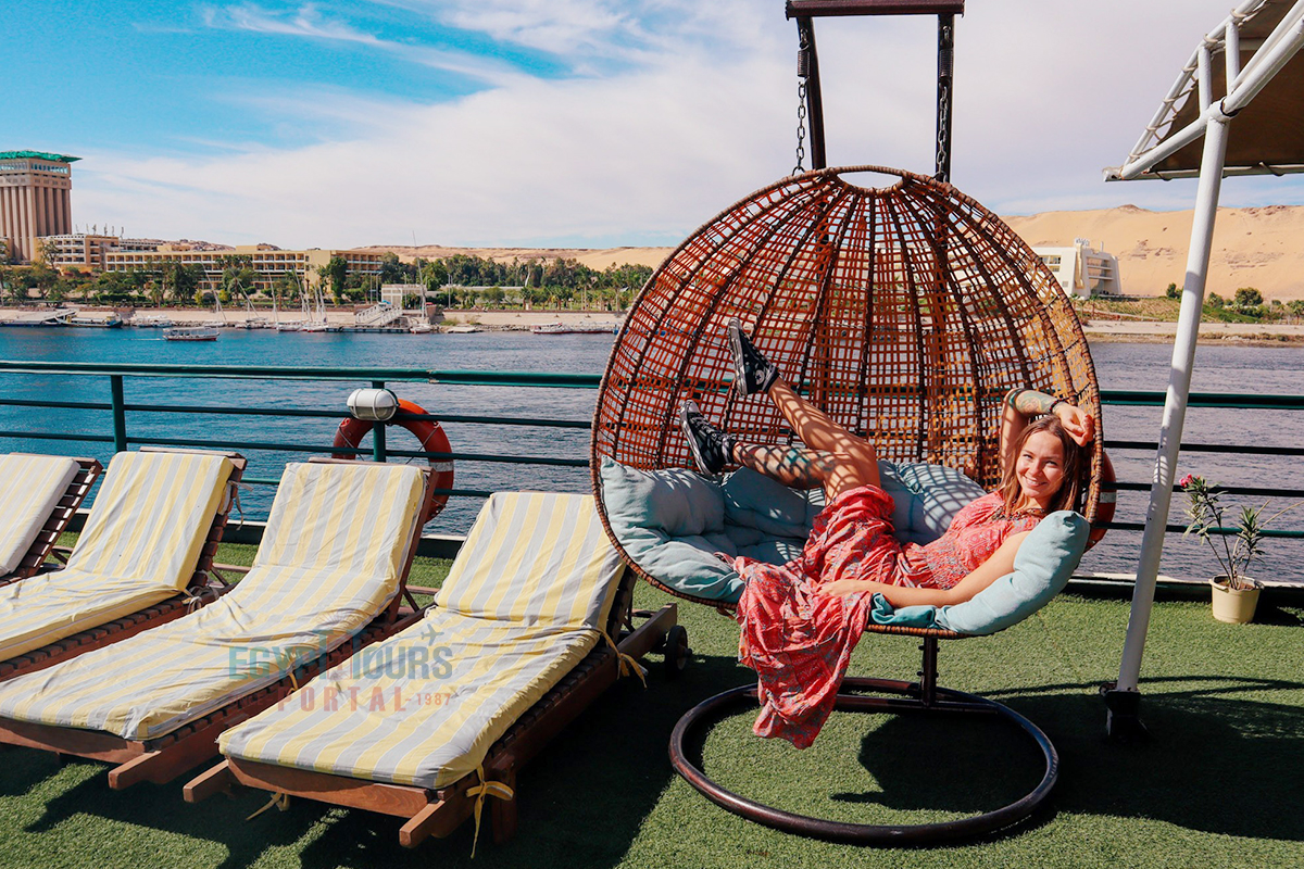 Determine Your Budget for a Solo Traveler Nile Cruise - Egypt Tours Portal