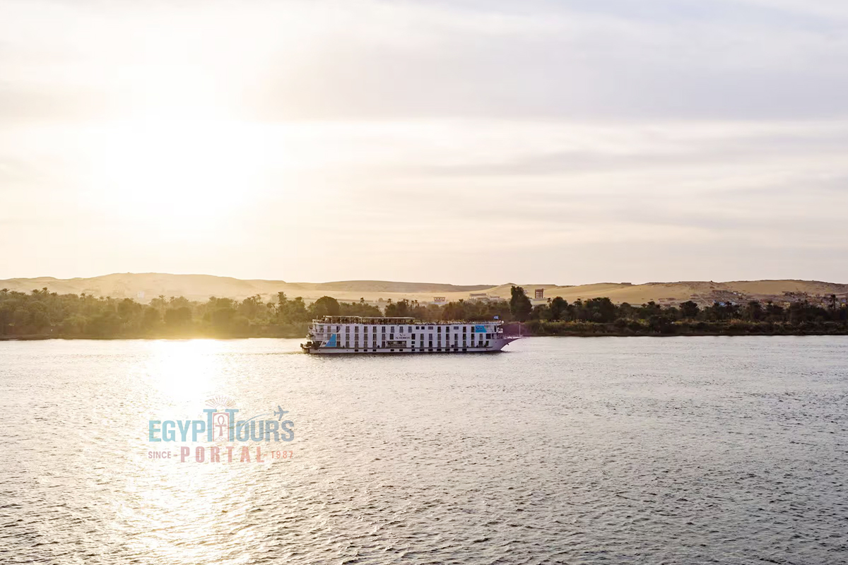 Nile Cruise at Christmas Preperation - Egypt Tours Portal