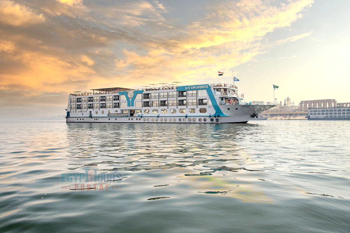 Scenery Onboard Your Nile Cruise - Egypt Tours Portal